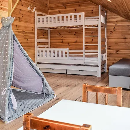 3 Bedroom Cozy In Nyaraló Majdy