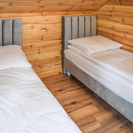 3 Bedroom Cozy In Nyaraló
